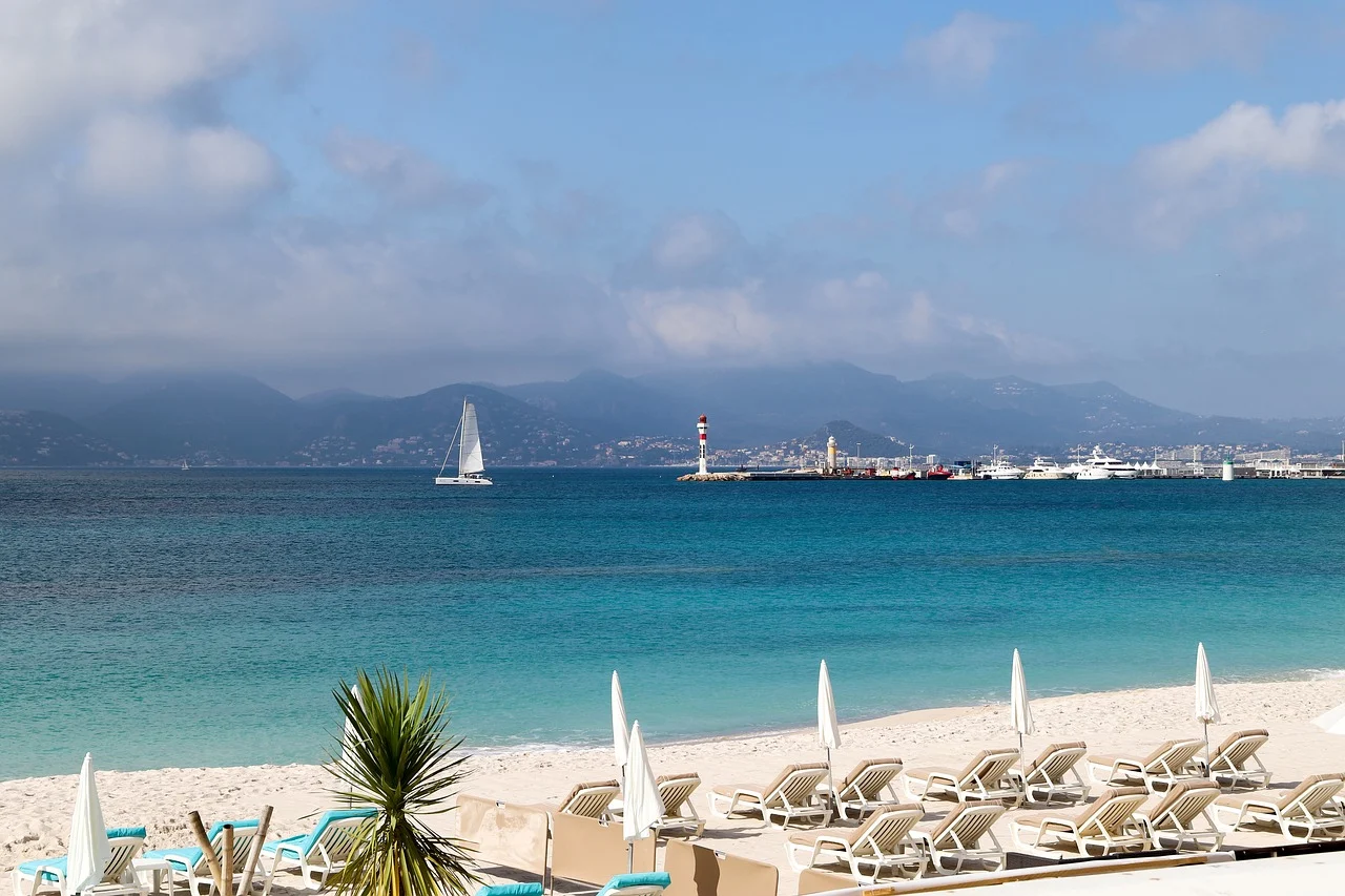 Pourquoi faut-il mieux éviter la plage entre 12h et 16h ?