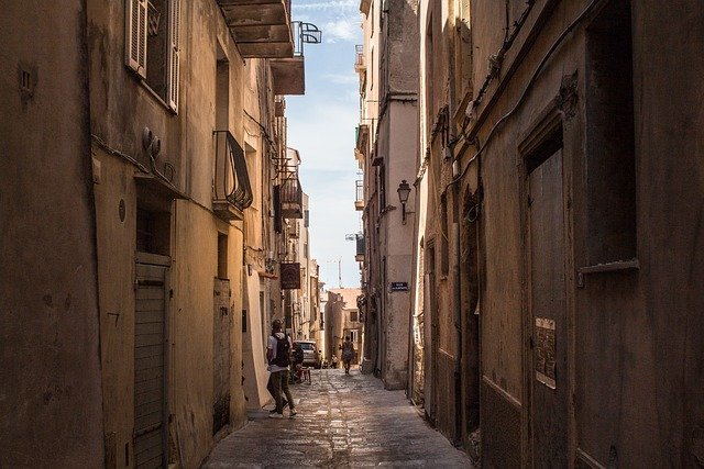 Quelques bonnes astuces pour réaliser un voyage pas cher en Corse
