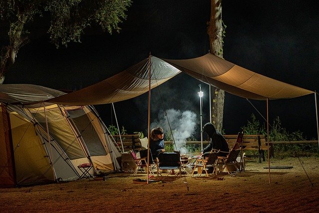 Quels avantages y a-t-il à séjourner dans un camping ?