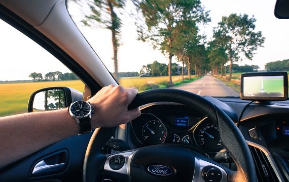 Location de voiture : ce que vous devez savoir avant de signer le contrat